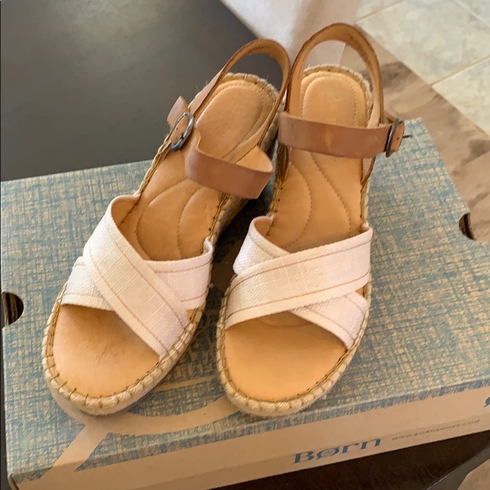 Women’s Born Sandals